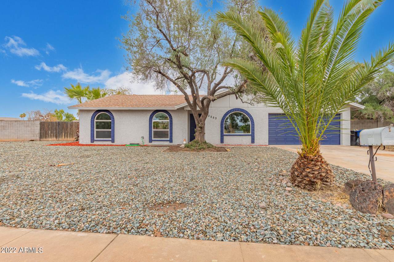 2253 Emerson - Photo 1