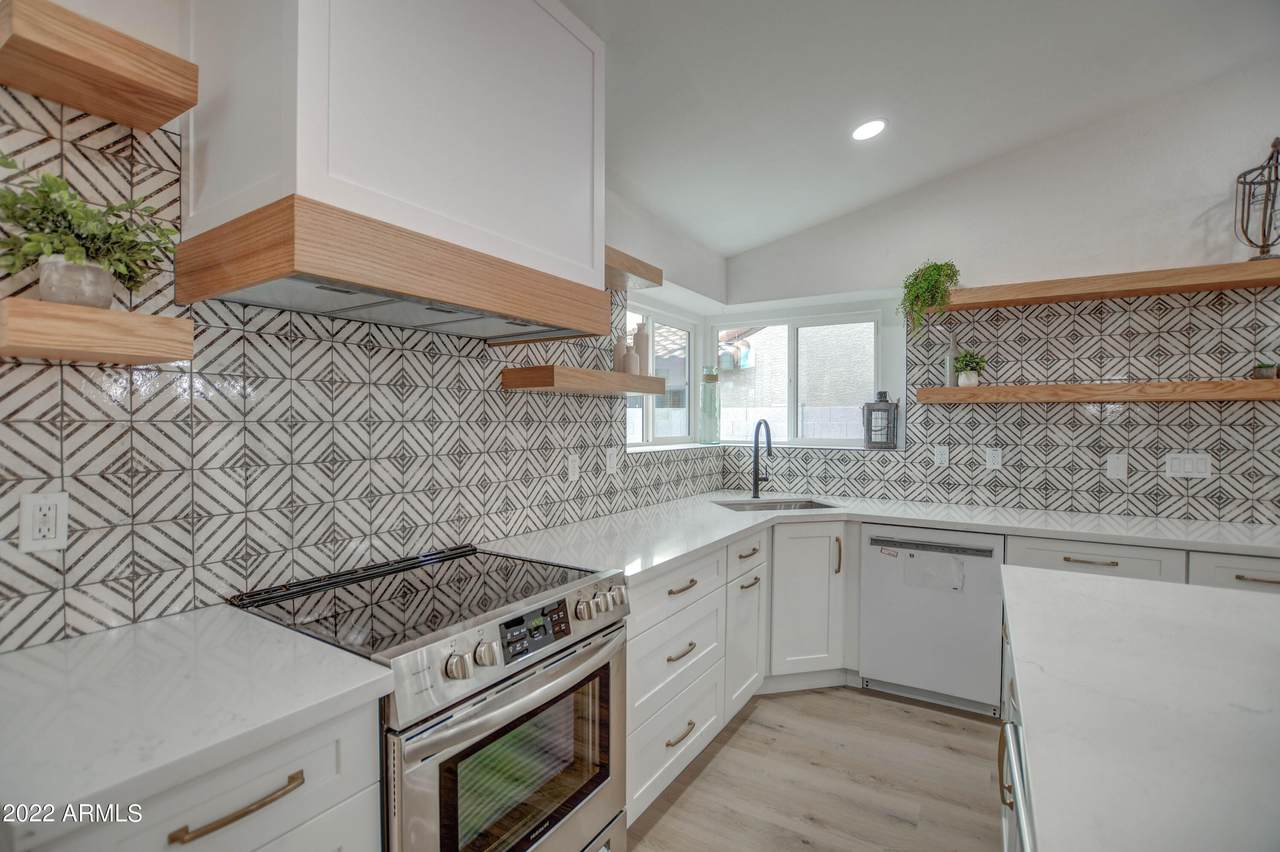 6017 Beck Lane - Photo 1