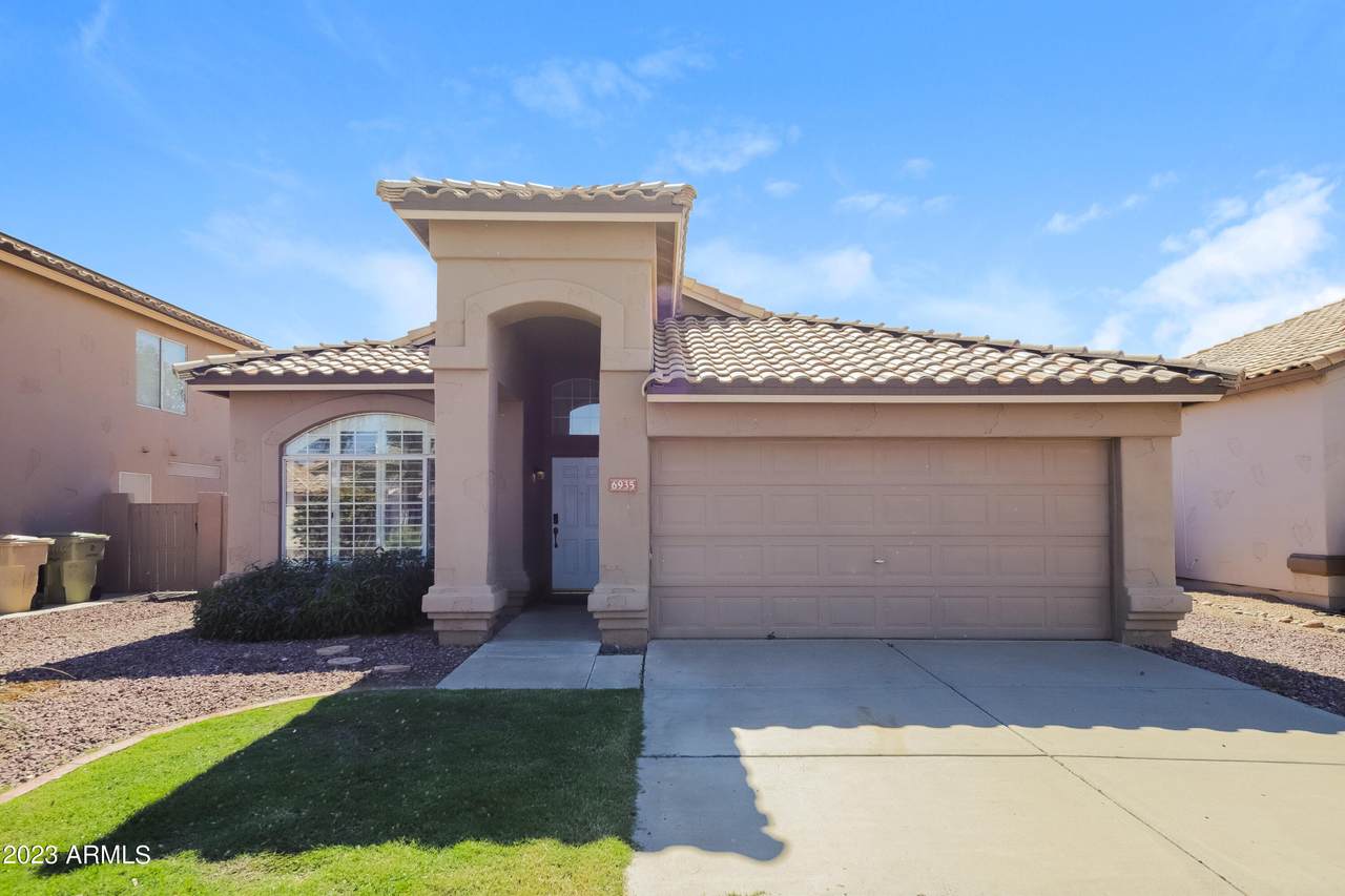 6935 Via Del Sol Drive - Photo 1