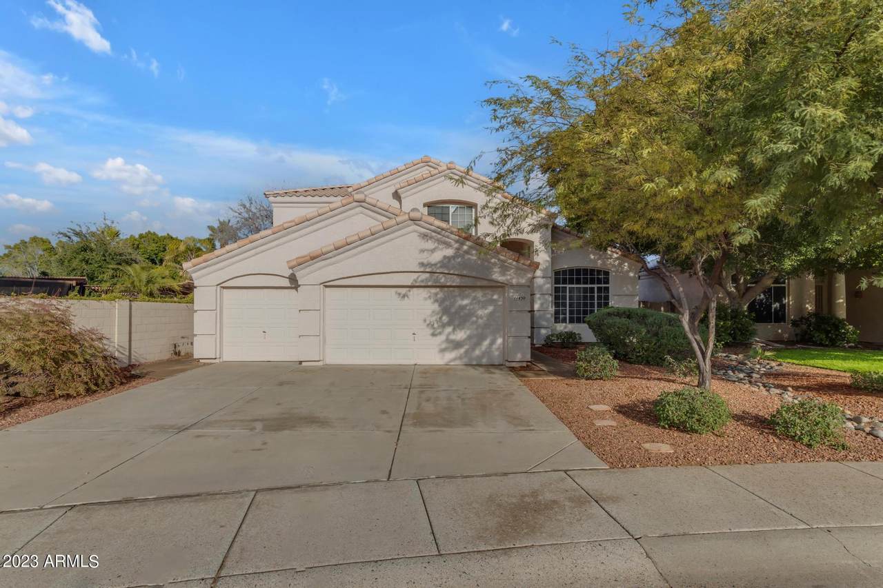 11430 Laurelwood Lane - Photo 1