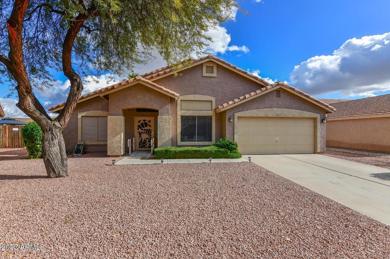 16193 157TH Avenue - Photo 1