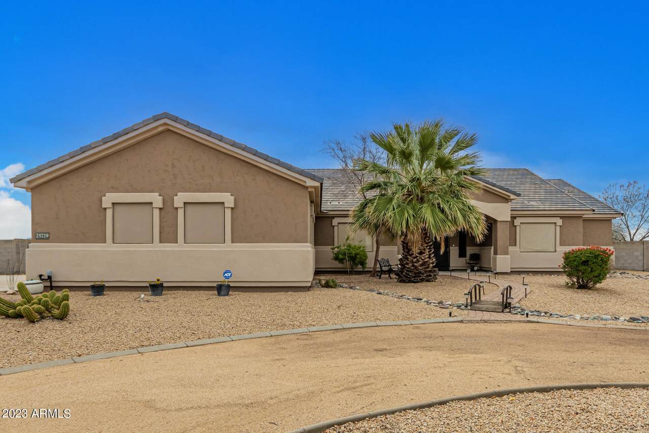 25729 Baker Drive - Photo 1