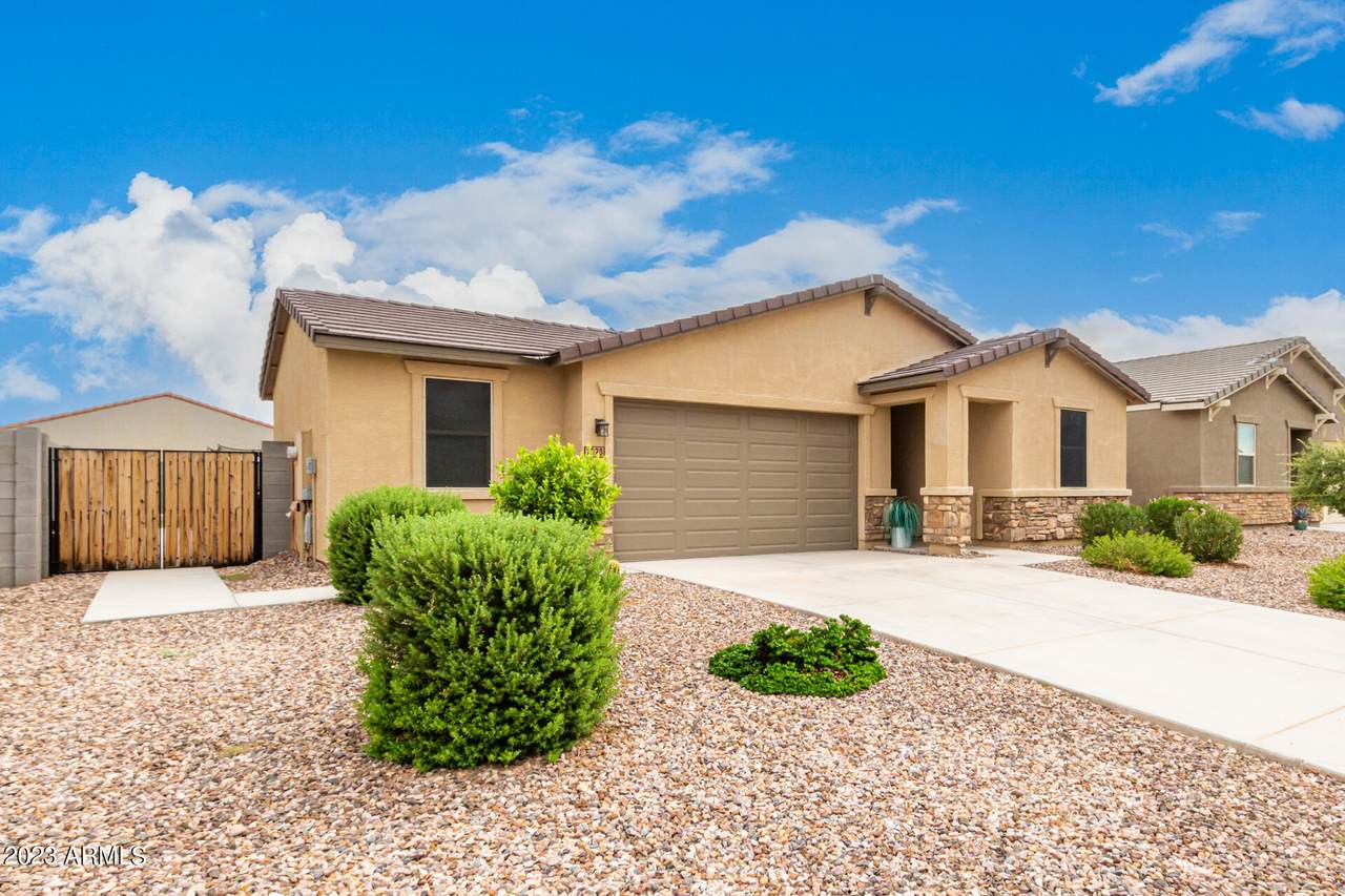 7020 Mallard Court - Photo 1