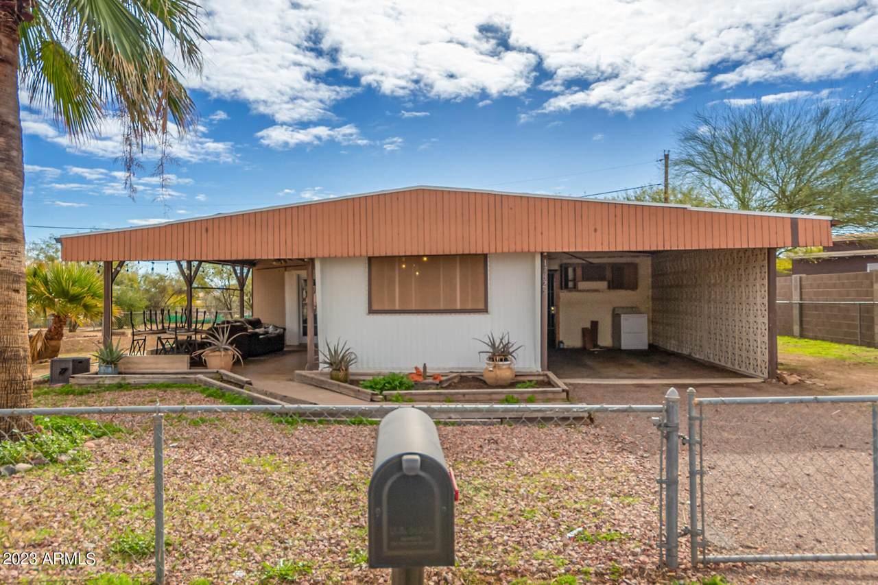 17825 21ST Street - Photo 1