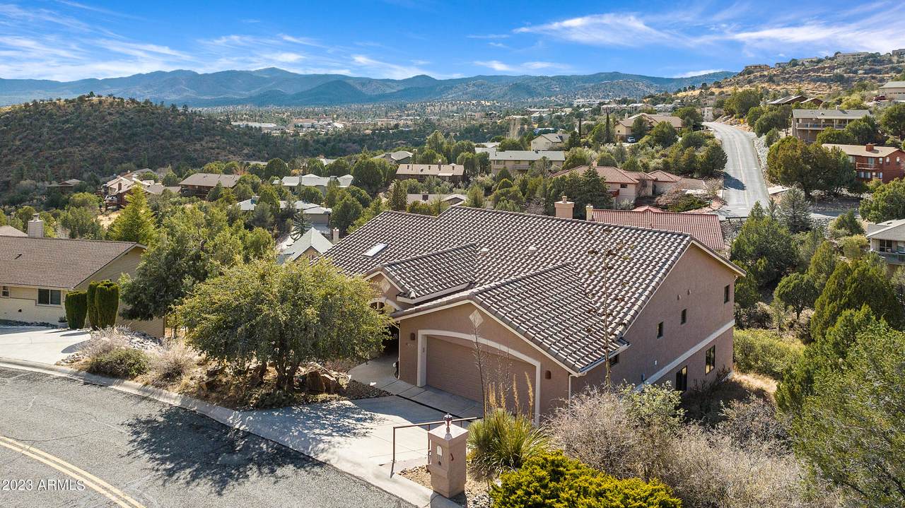 4666 Hornet Drive - Photo 1