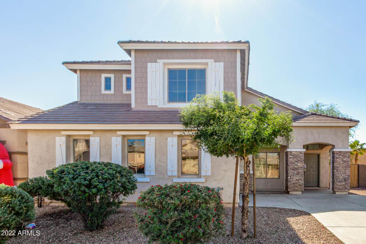 1423 Holiday Drive - Photo 1