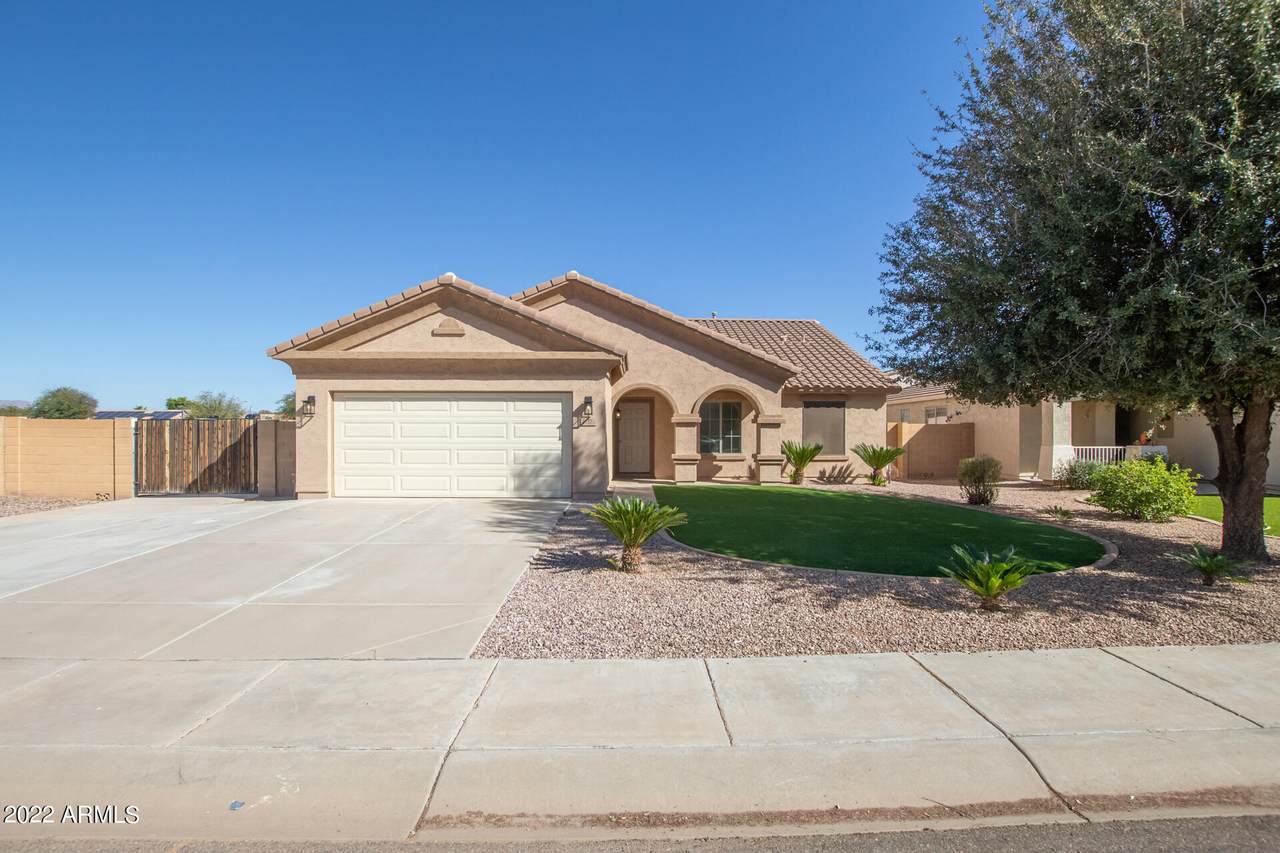 41371 Arbor Avenue - Photo 1
