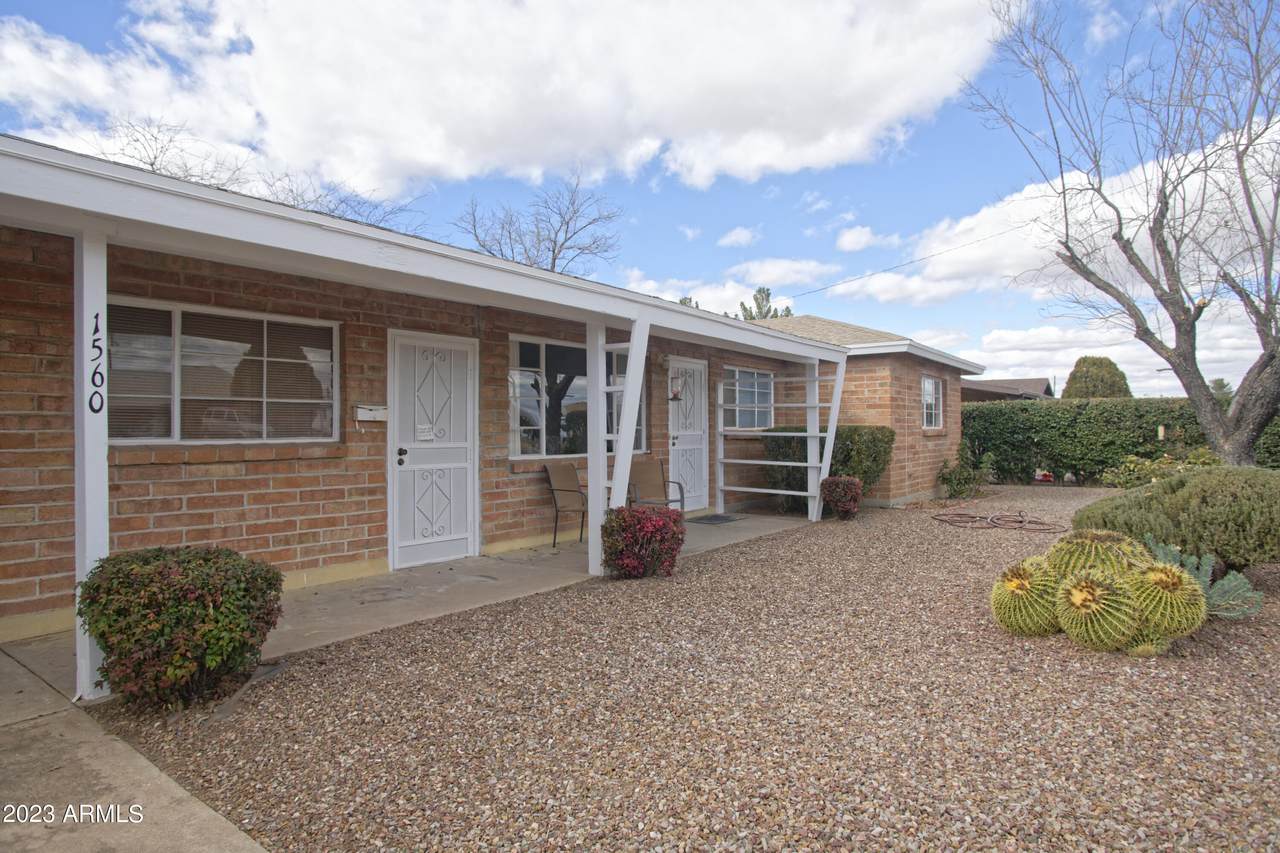 1560 Frederic Drive - Photo 1