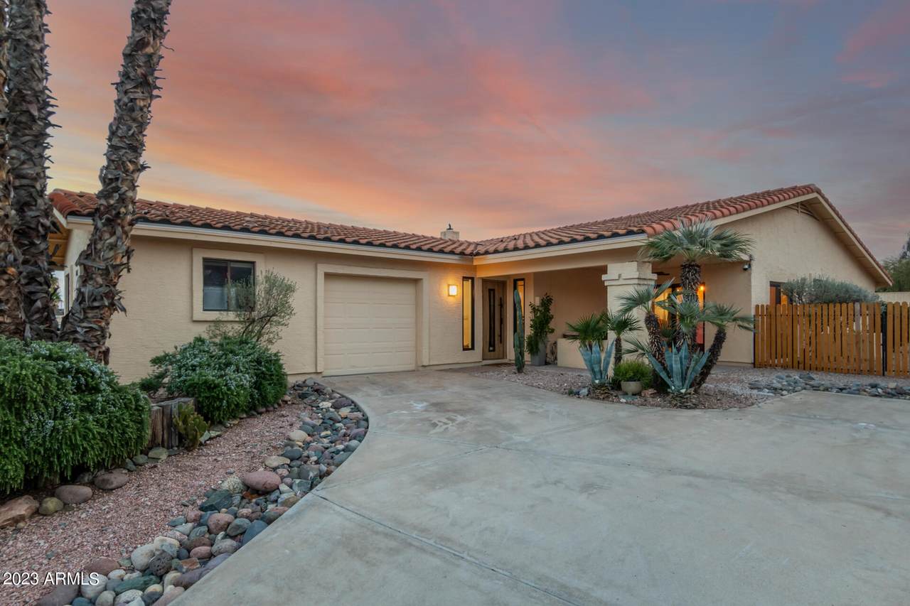 14604 Saguaro Boulevard - Photo 1