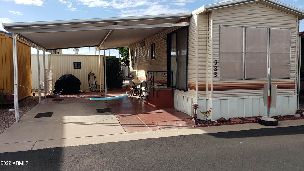 325 Ocotillo Drive - Photo 1