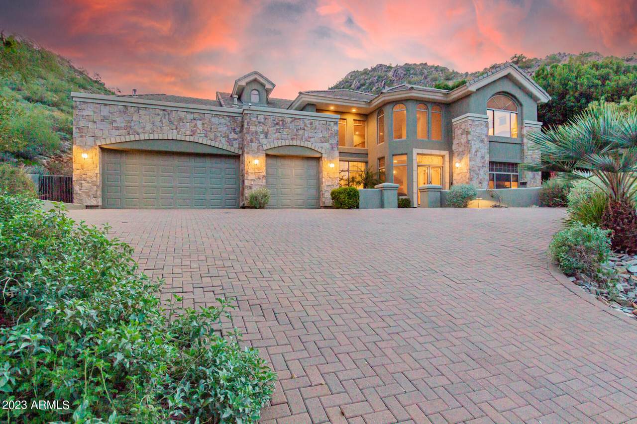4413 Mockingbird Lane - Photo 1