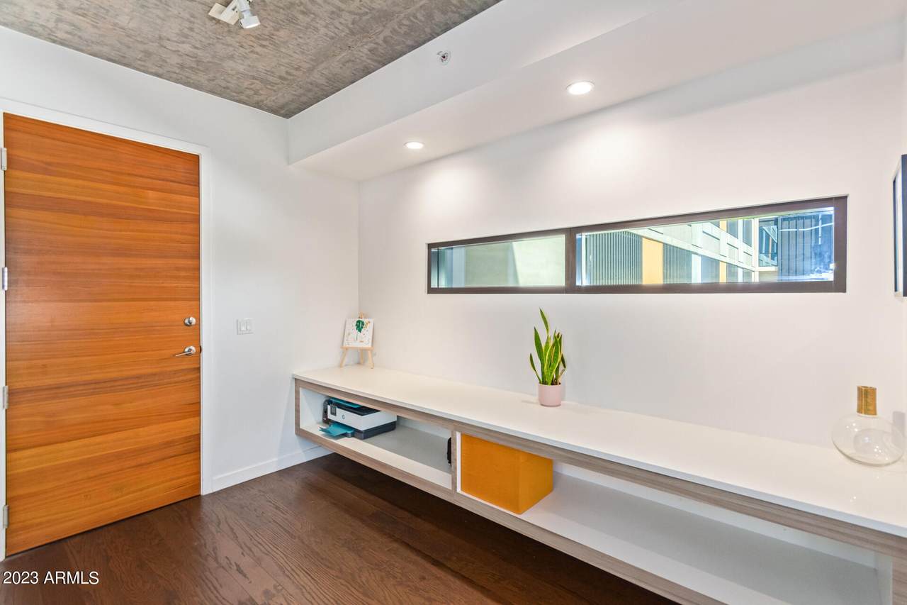 100 Portland Street - Photo 1