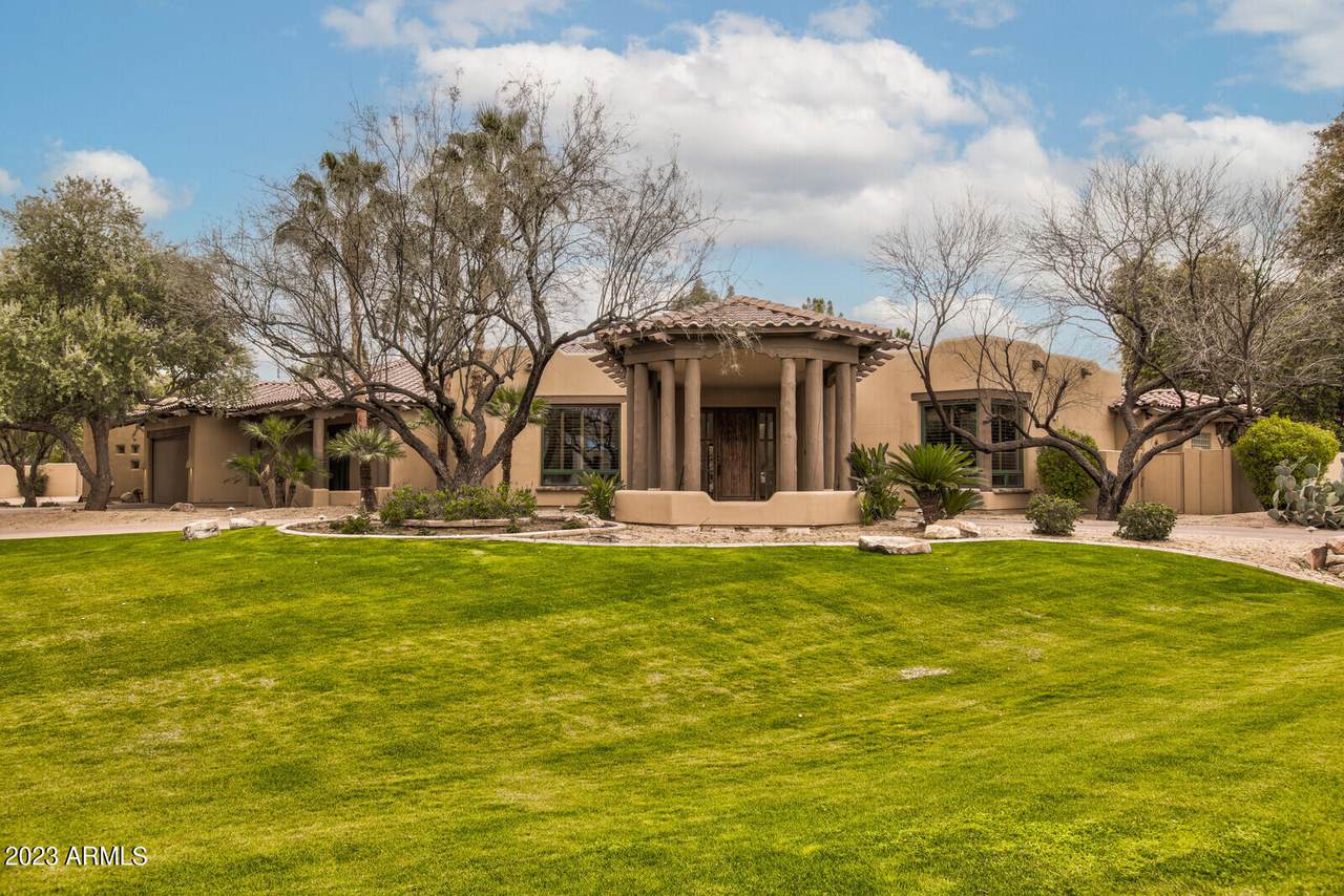 5455 Berneil Drive - Photo 1