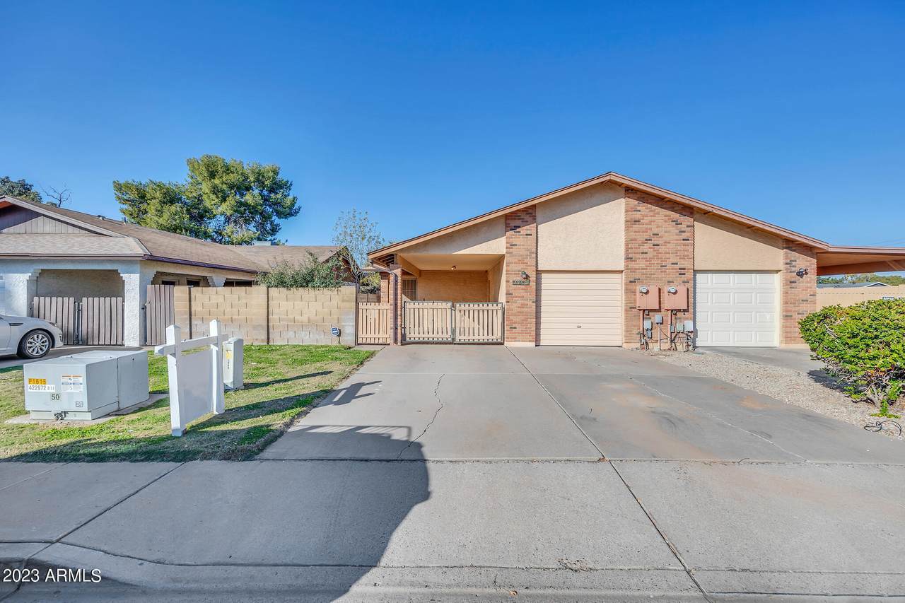 1960 Jacinto Avenue - Photo 1