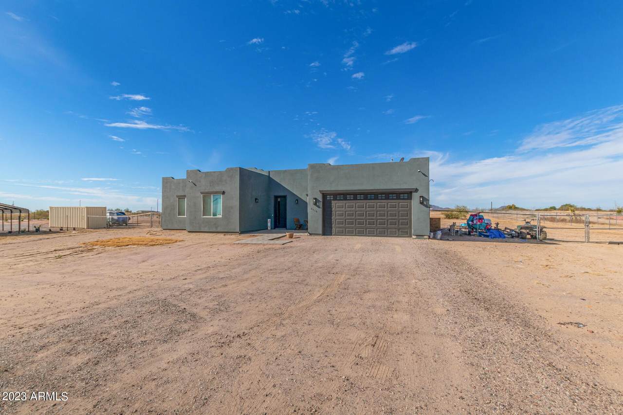 2716 363RD Avenue - Photo 1