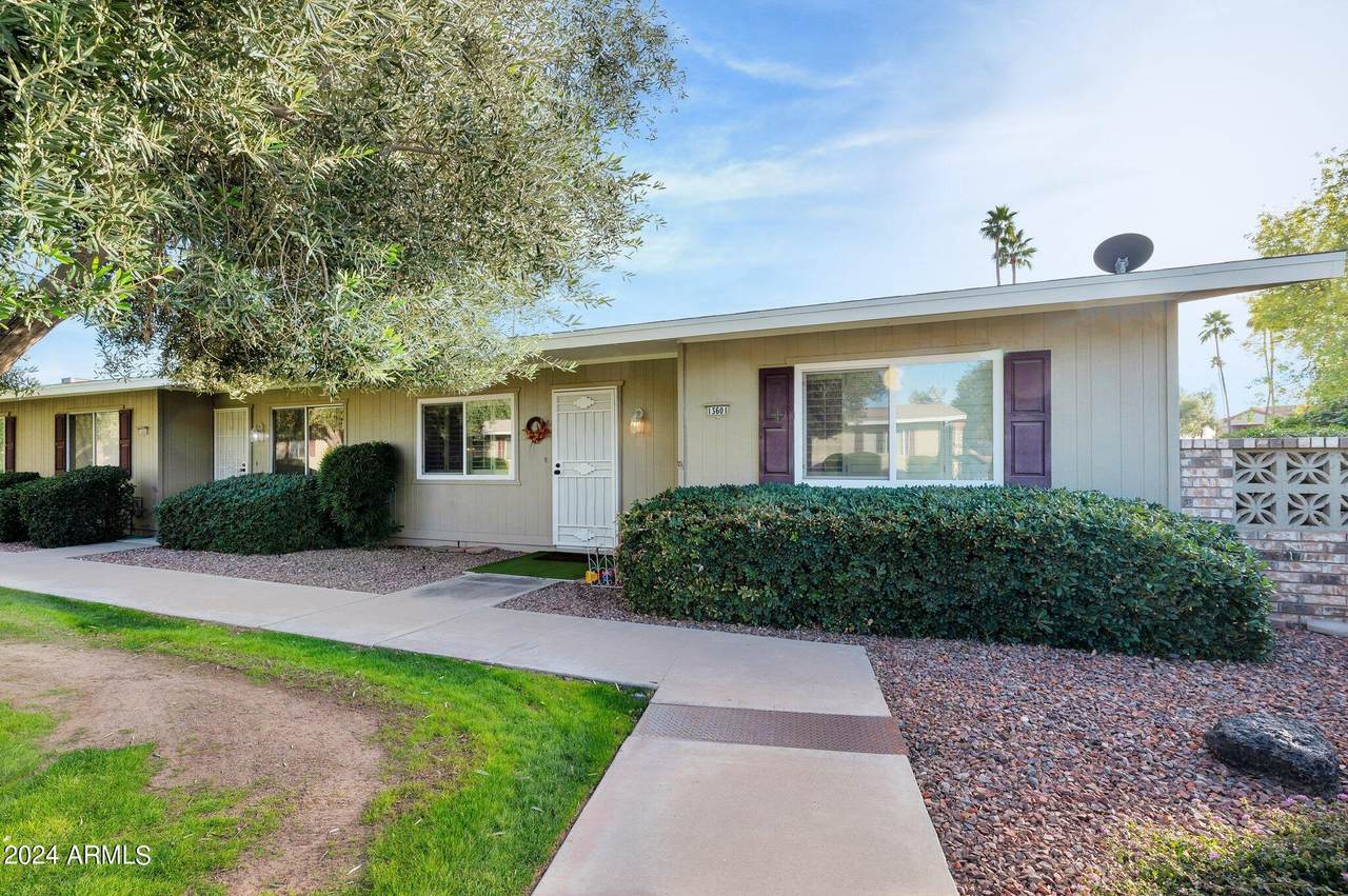 13601 111TH Avenue - Photo 1