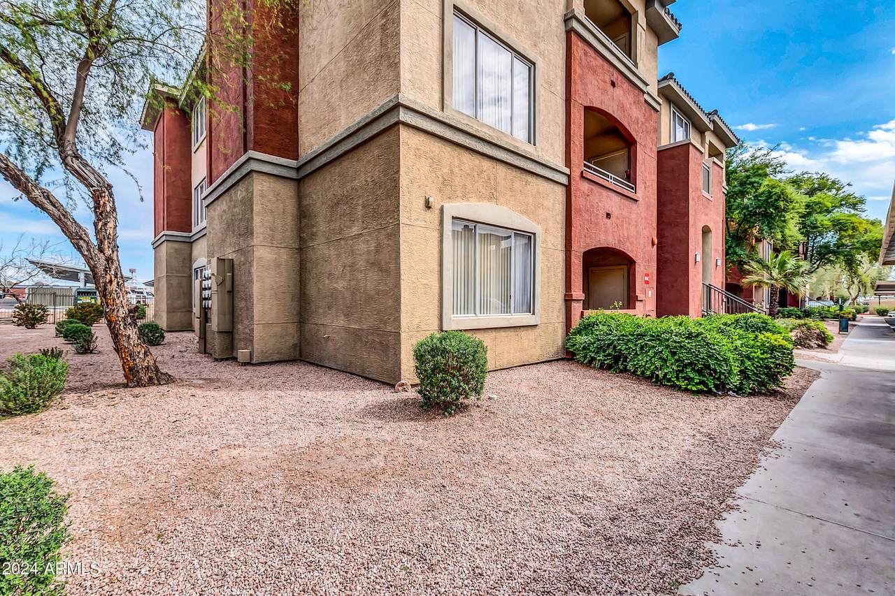 5401 Van Buren Street - Photo 1