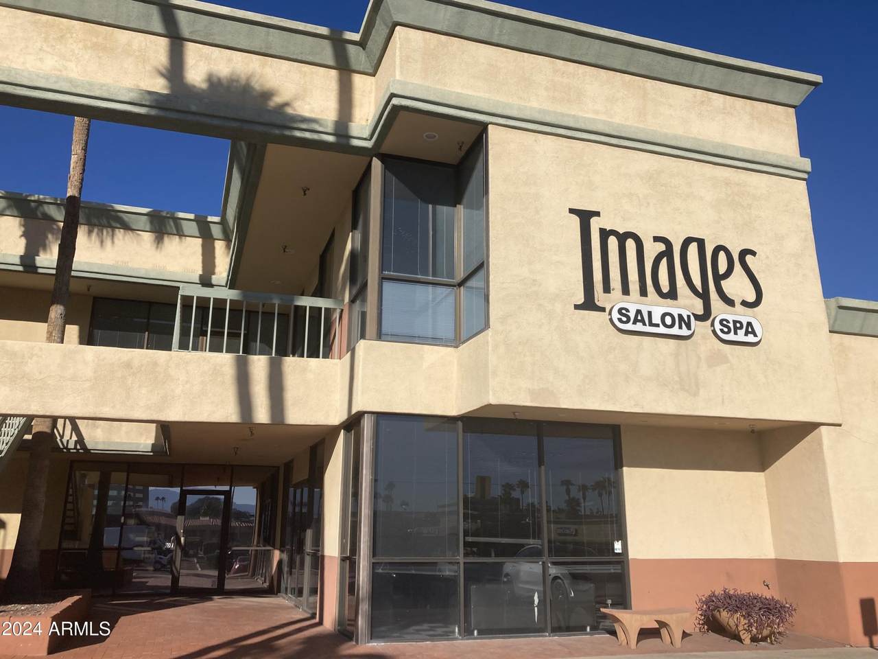 6061 Broadway Boulevard - Photo 1