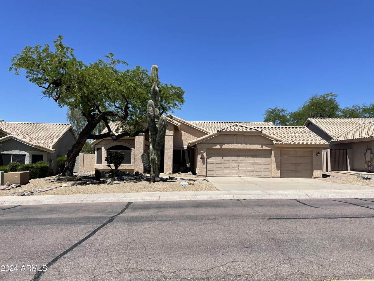 18976 92ND Way - Photo 1