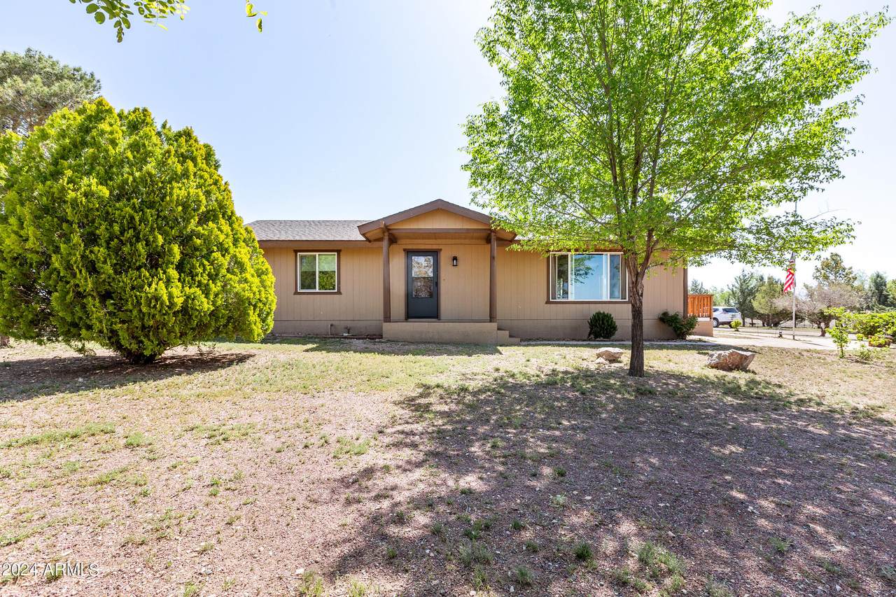 25325 Naples Street - Photo 1