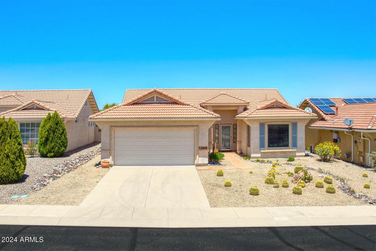 2813 Candlewood Drive - Photo 1