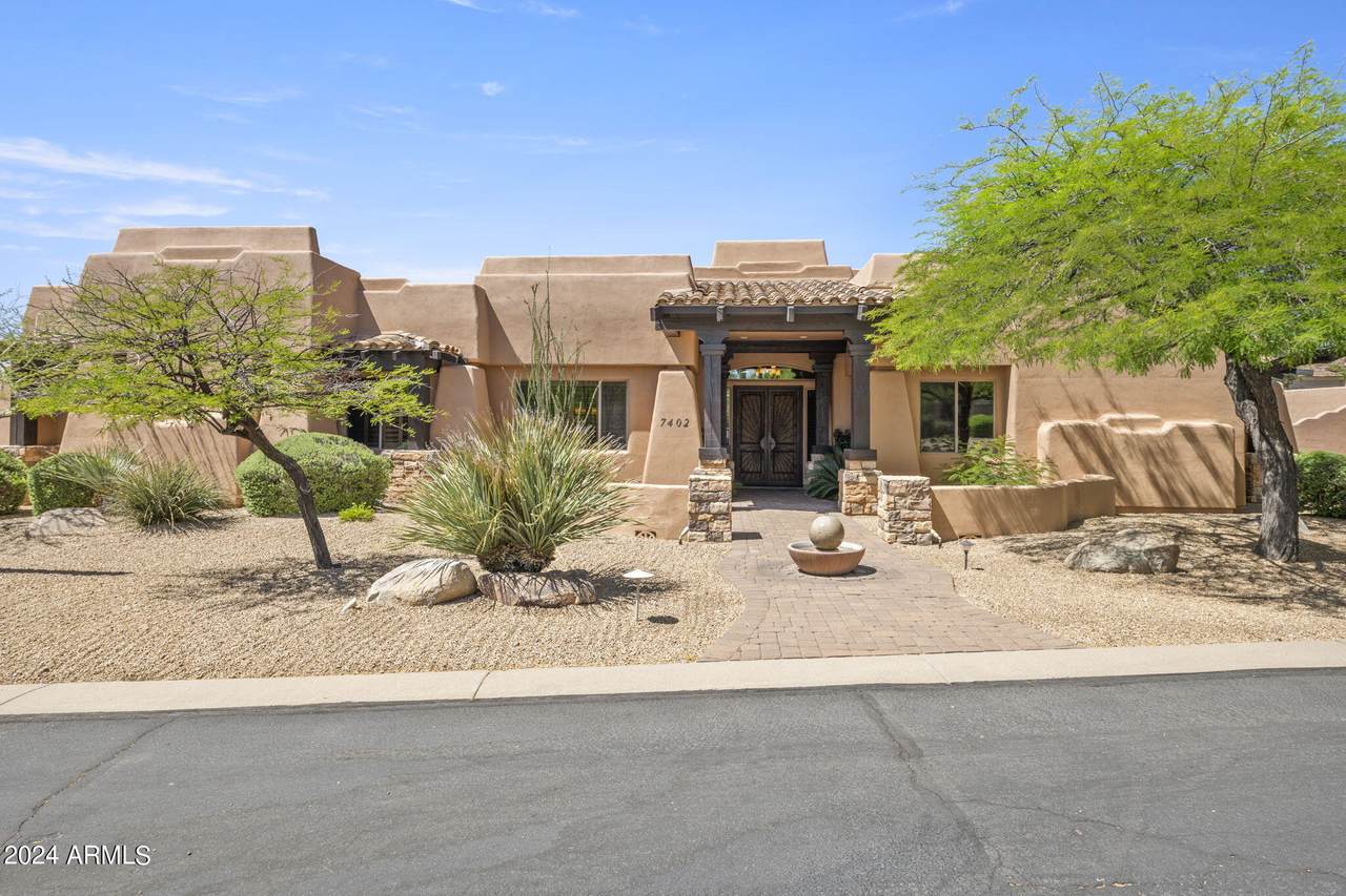 7402 Sugarloaf Street - Photo 1