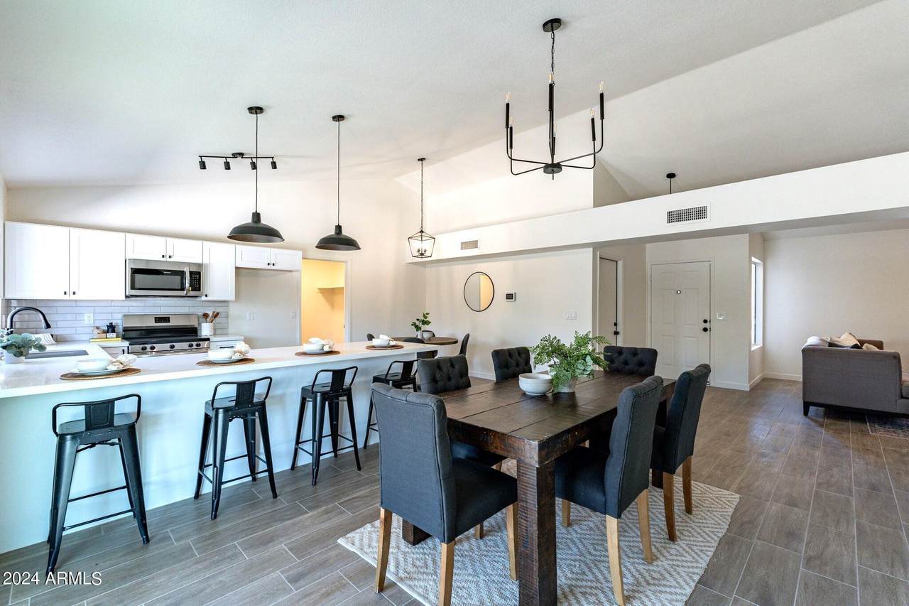 149 Indigo Street - Photo 1