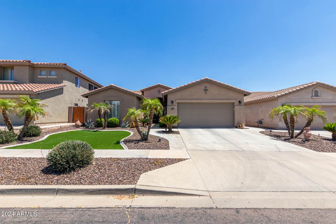 2125 Hedgehog Place - Photo 1