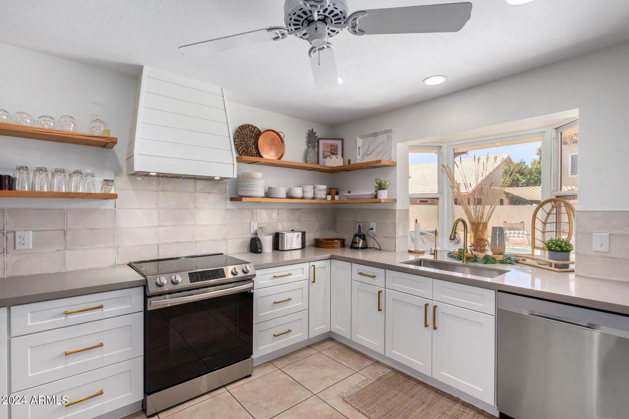 413 Avenida Sierra Madre - Photo 1