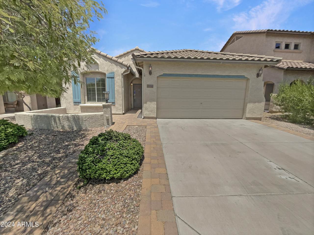 2337 Smithsonian Drive - Photo 1