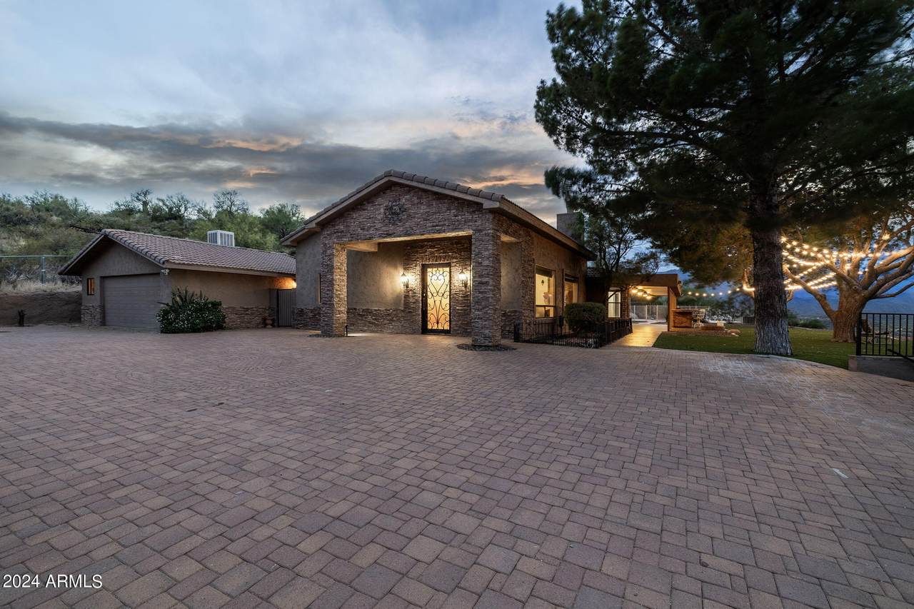20815 Squaw Valley Road - Photo 1