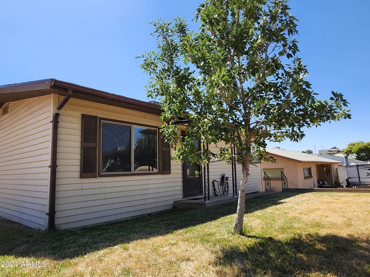 110 4th Street - Photo 1