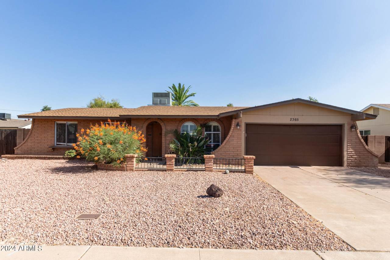 2365 Portobello Avenue - Photo 1