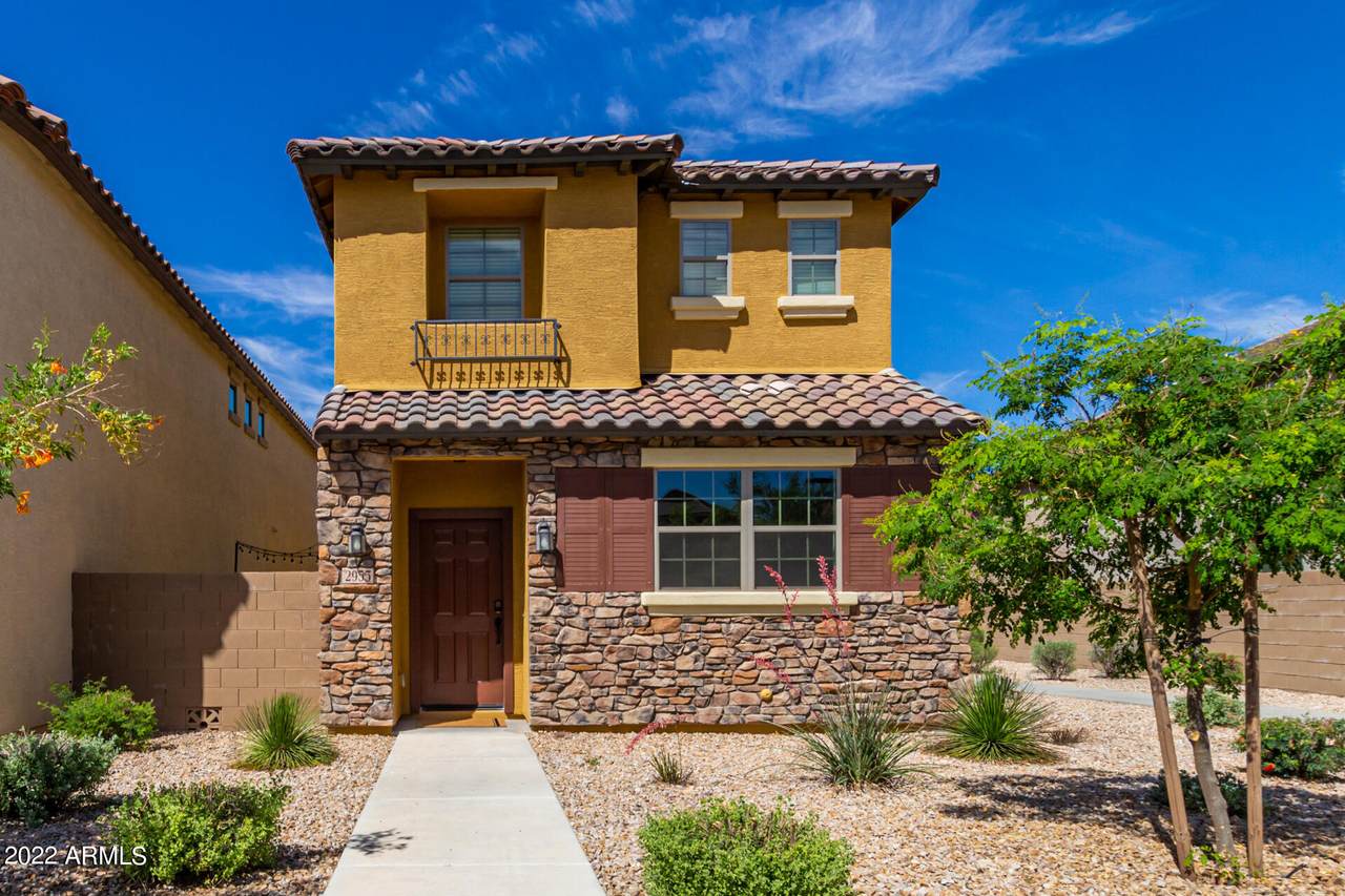 2955 72ND Street - Photo 1