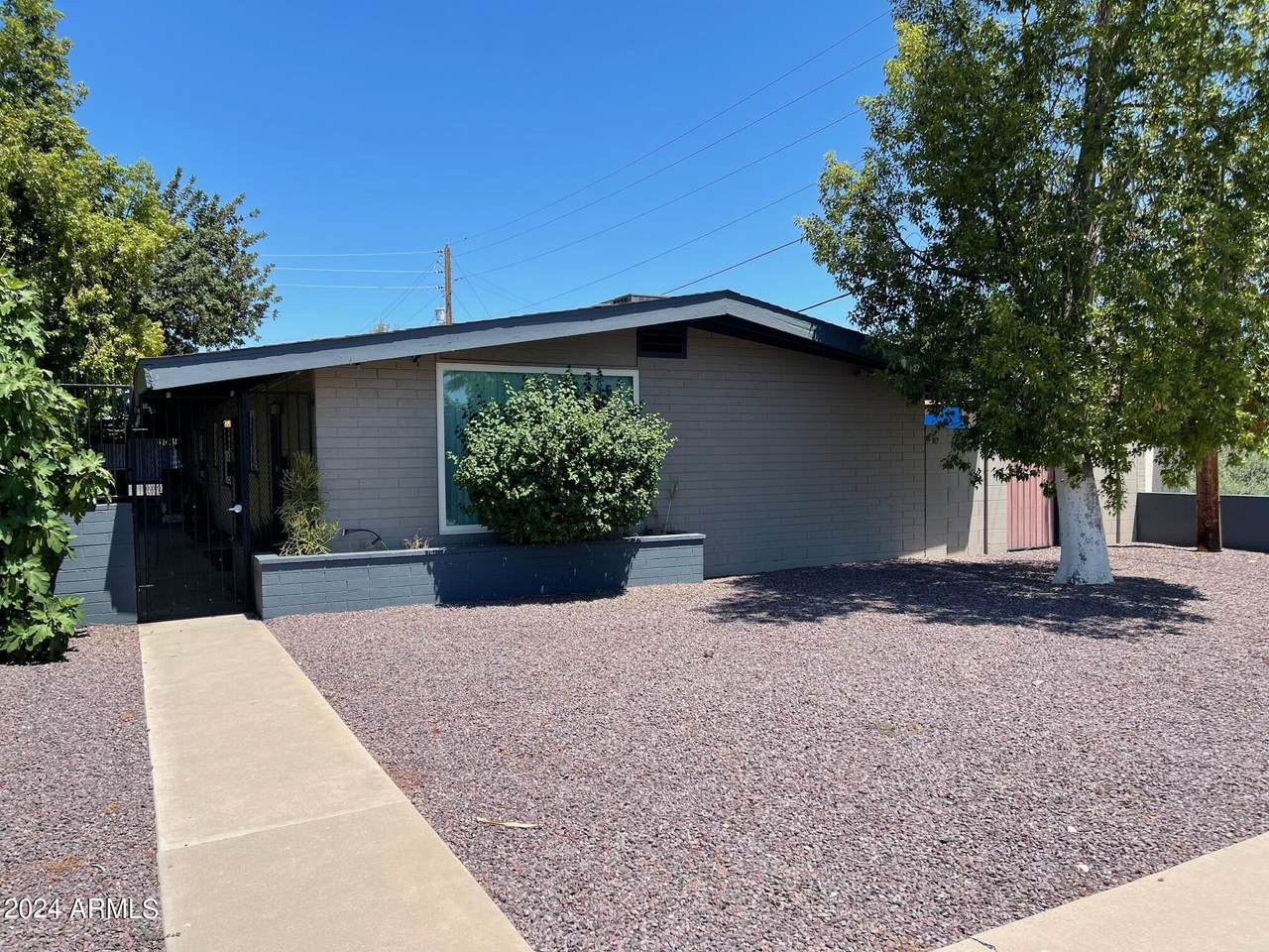 4601 12TH Avenue - Photo 1