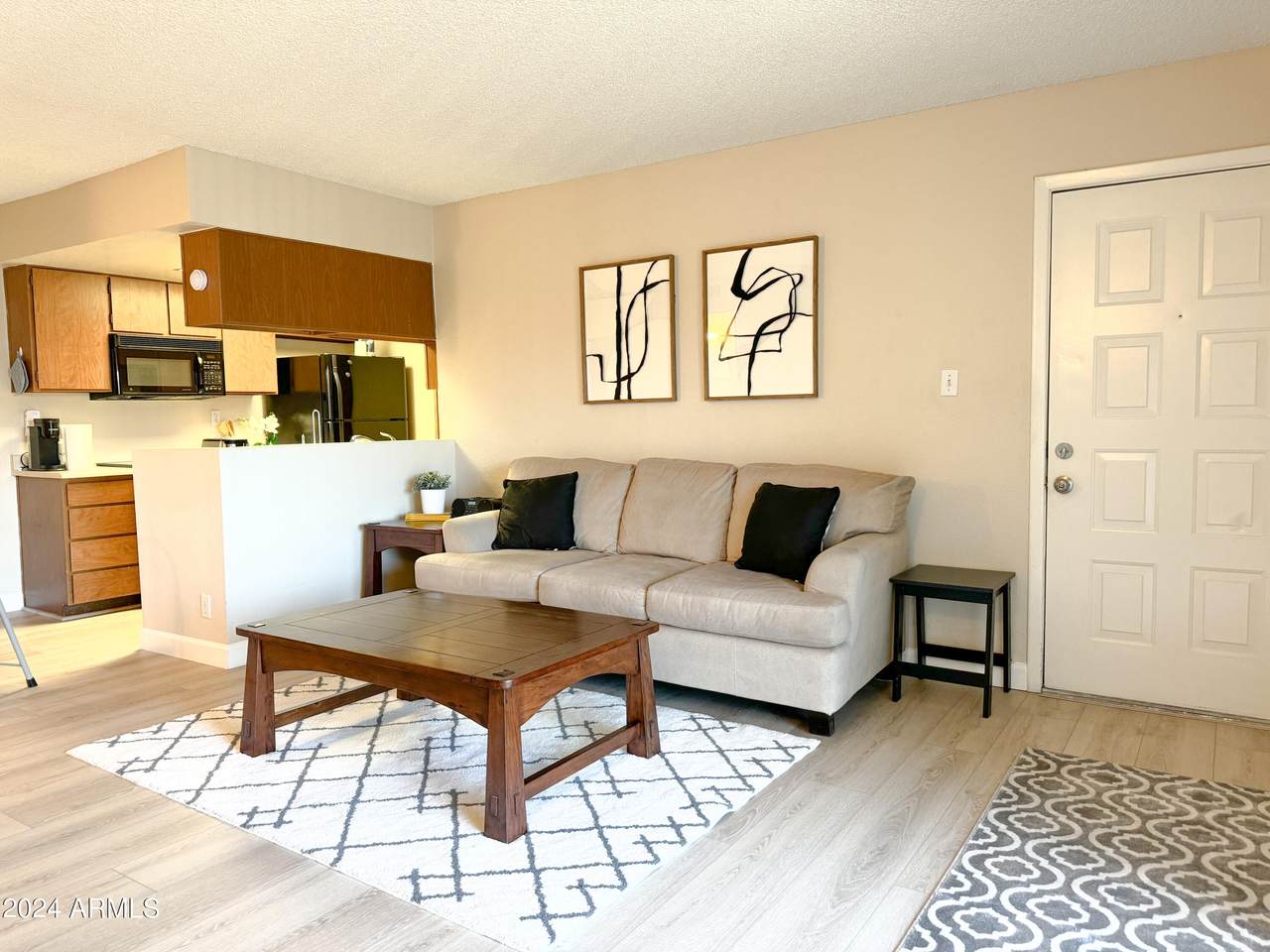1111 University Drive - Photo 1