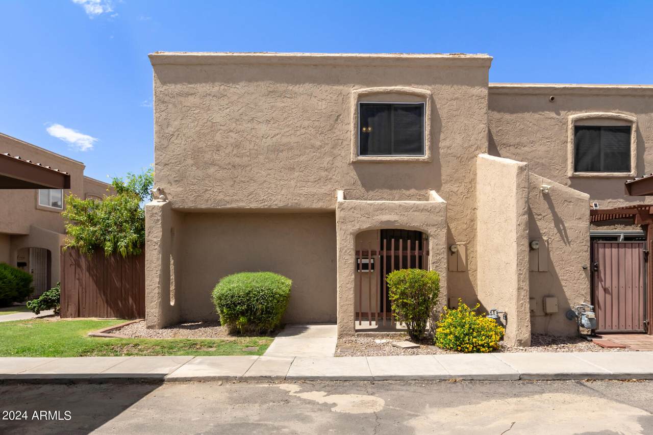 1010 Pueblo Road - Photo 1