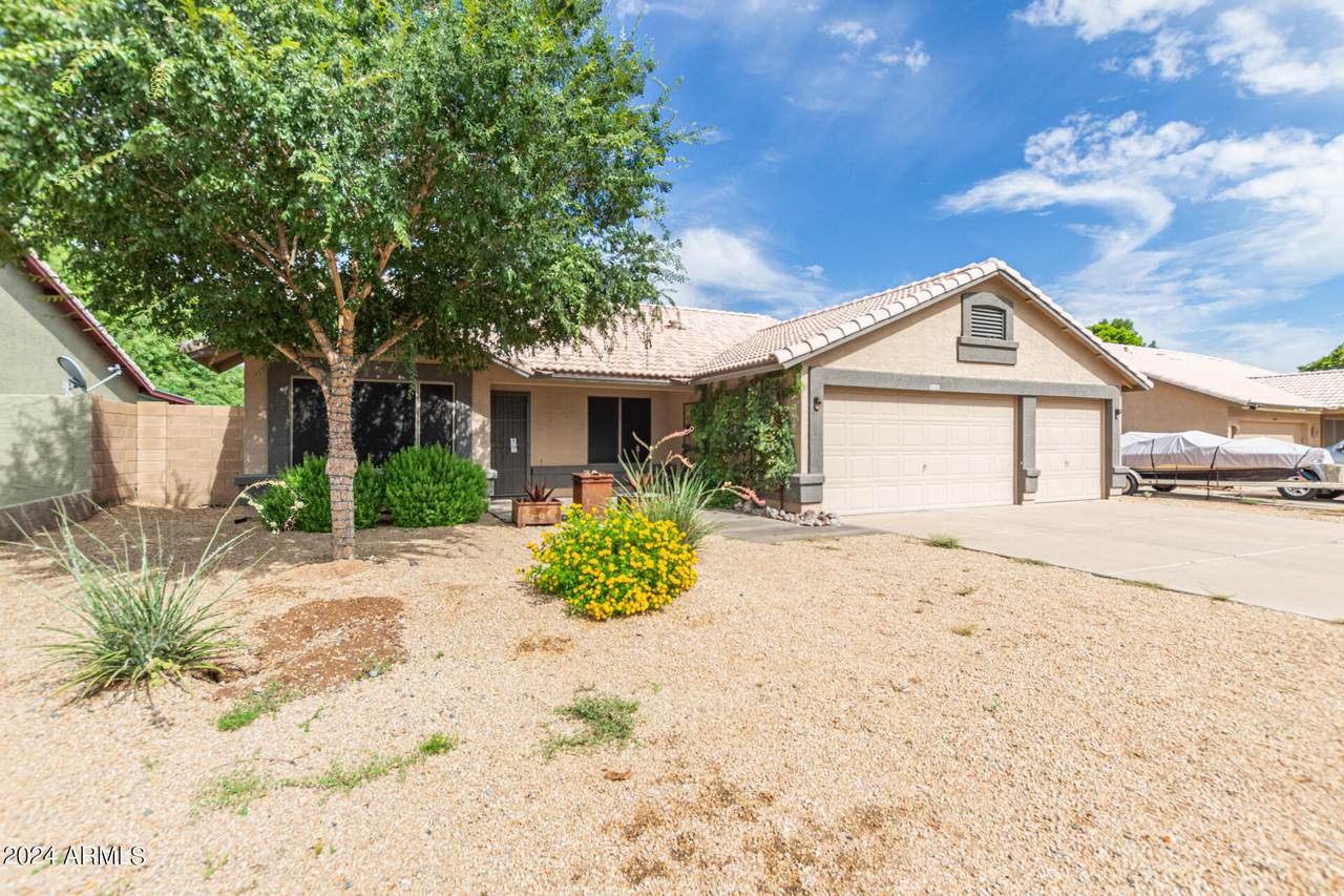 17815 64TH Drive - Photo 1