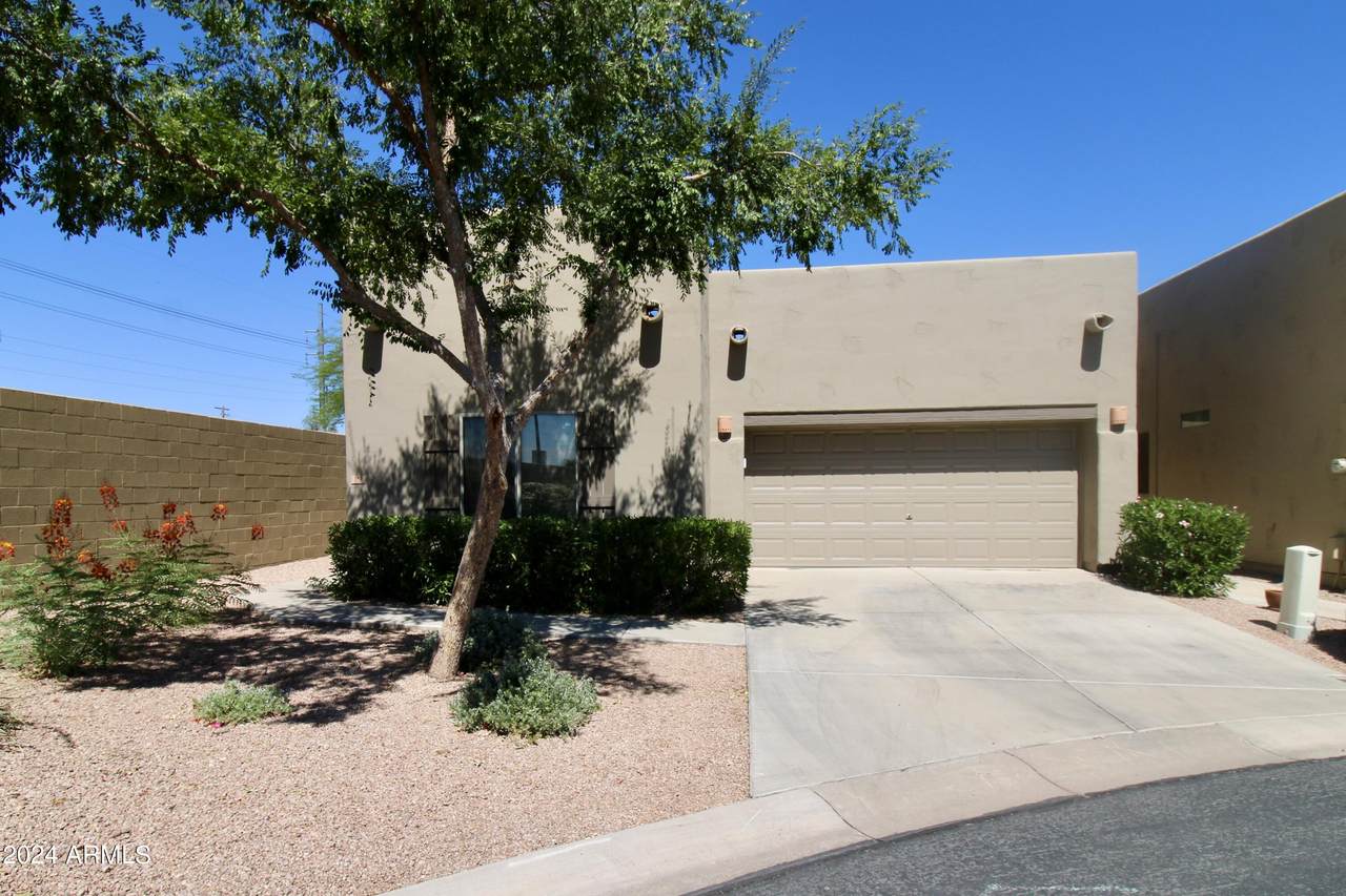 440 Val Vista Drive - Photo 1
