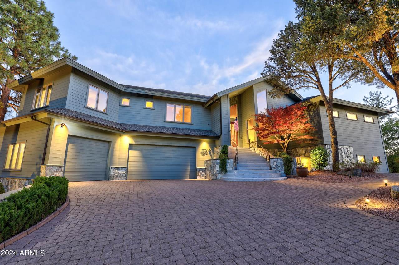 2203 Scenic Drive - Photo 1