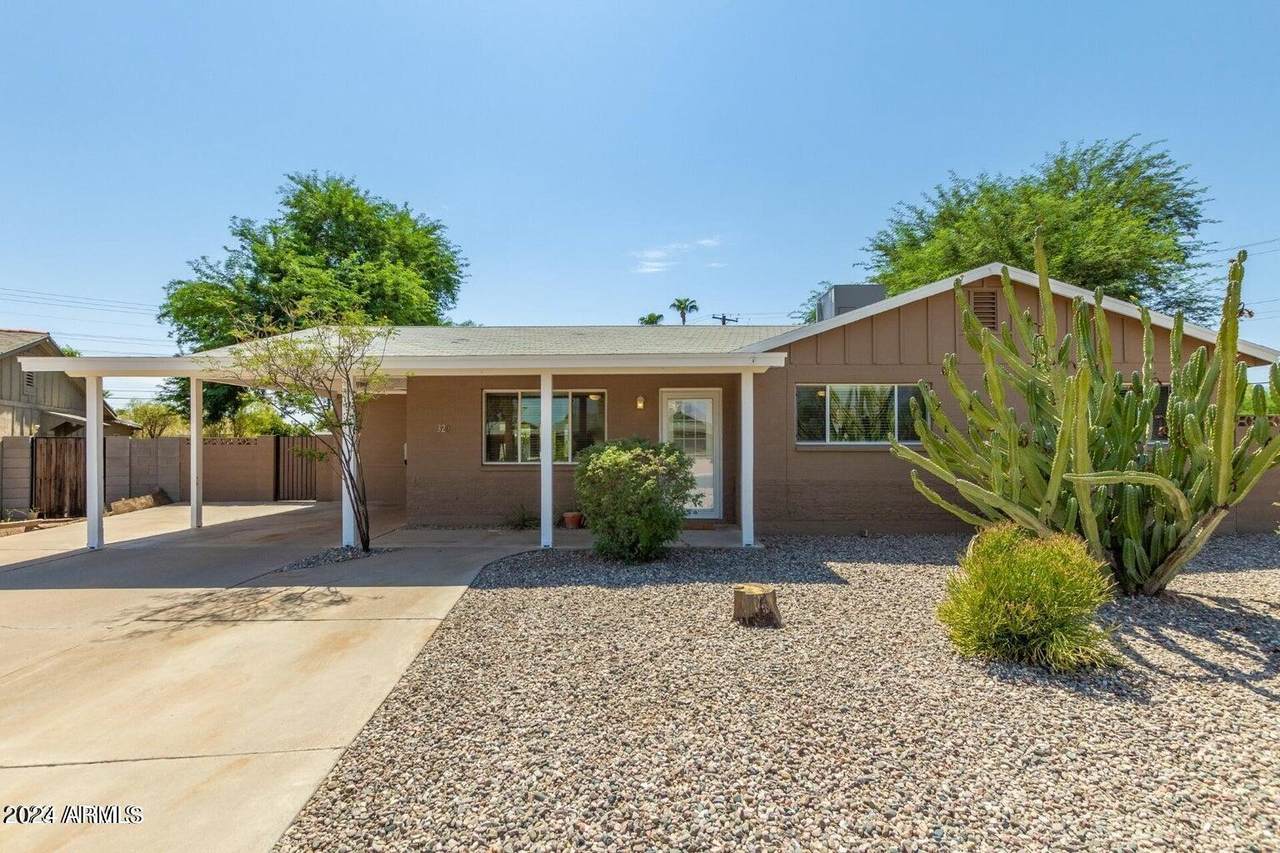320 73RD Street - Photo 1