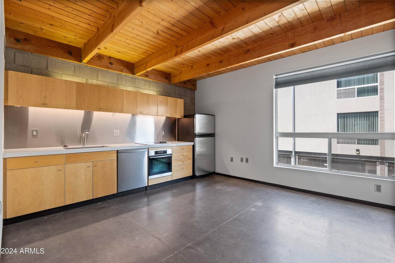 727 Portland Street - Photo 1