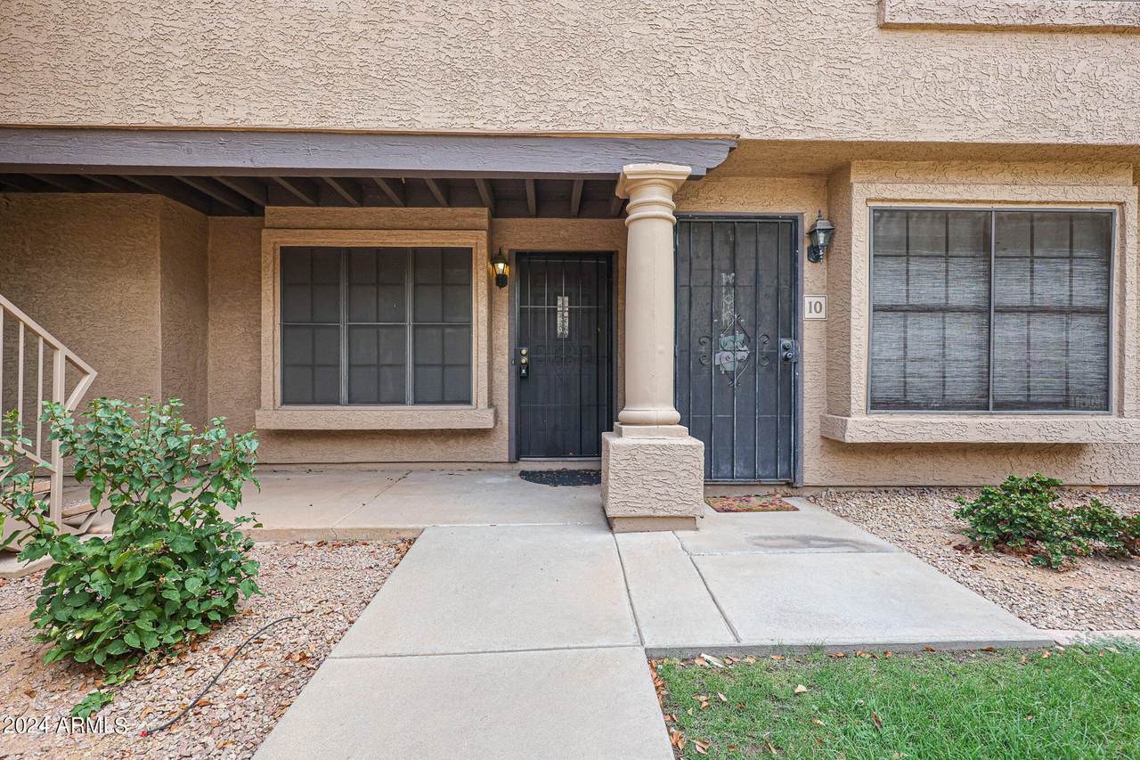 3491 Arizona Avenue - Photo 1
