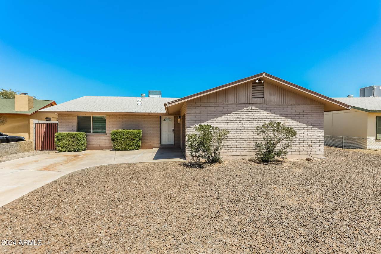 6033 72ND Lane - Photo 1