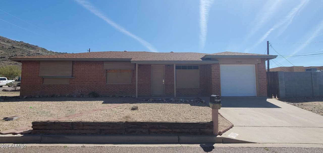 11041 16th Avenue - Photo 1
