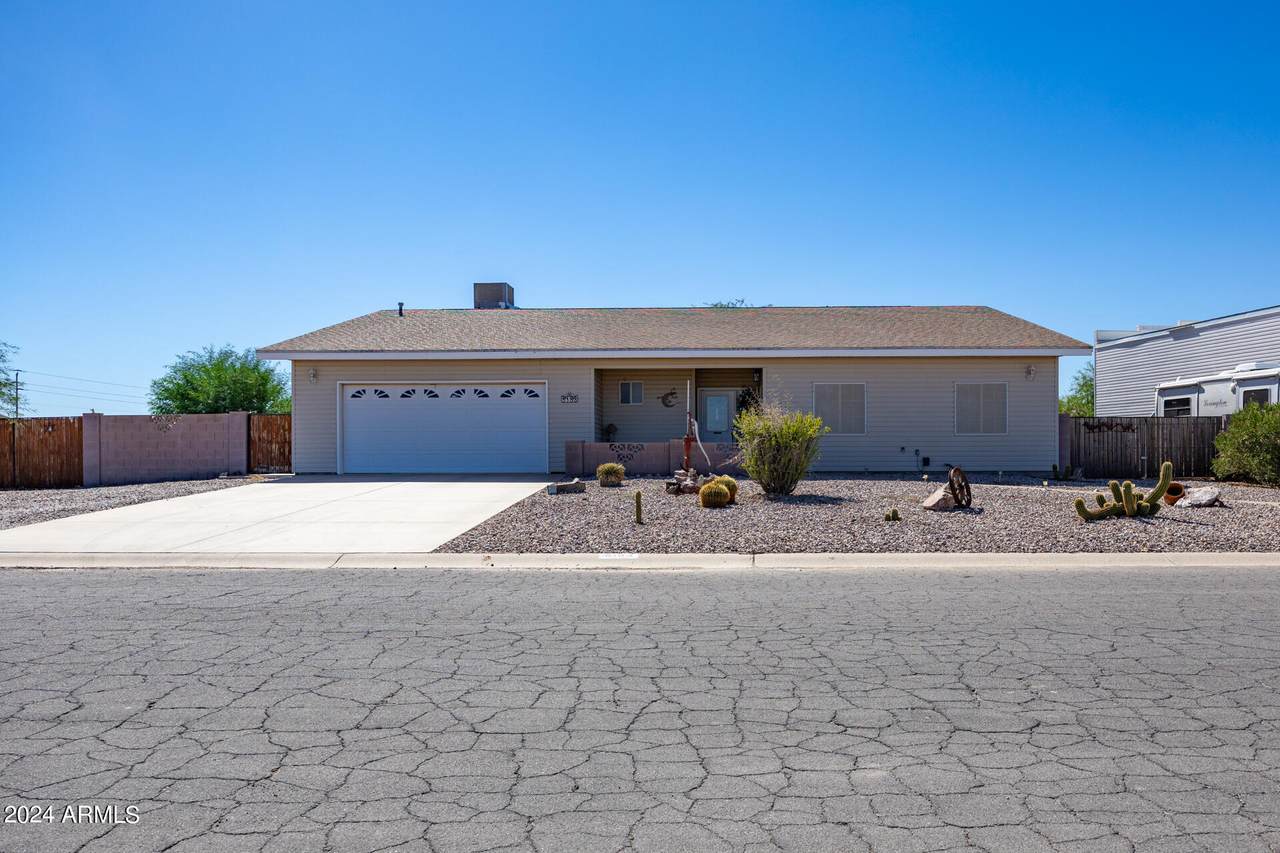 8183 Raven Drive - Photo 1