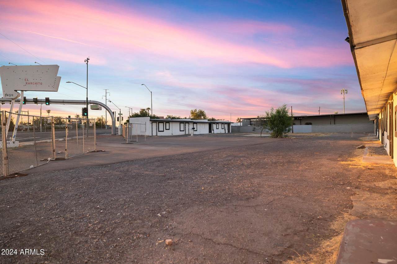 3060 Grand Avenue - Photo 1