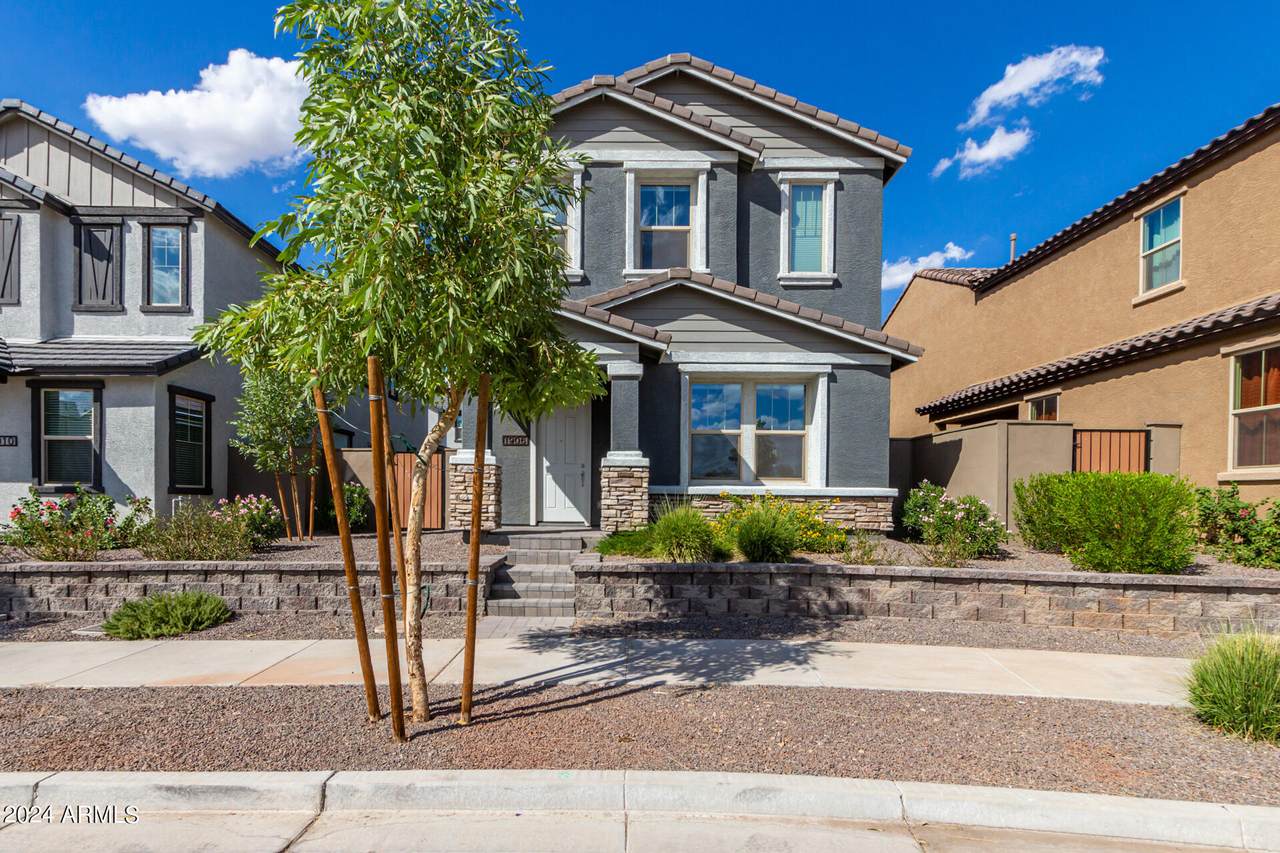 1906 Lariat Lane - Photo 1
