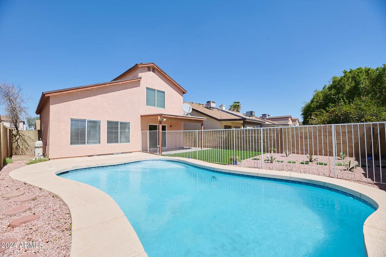 7621 Comet Avenue - Photo 1