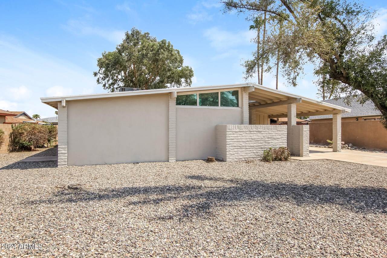 10653 37TH Drive - Photo 1